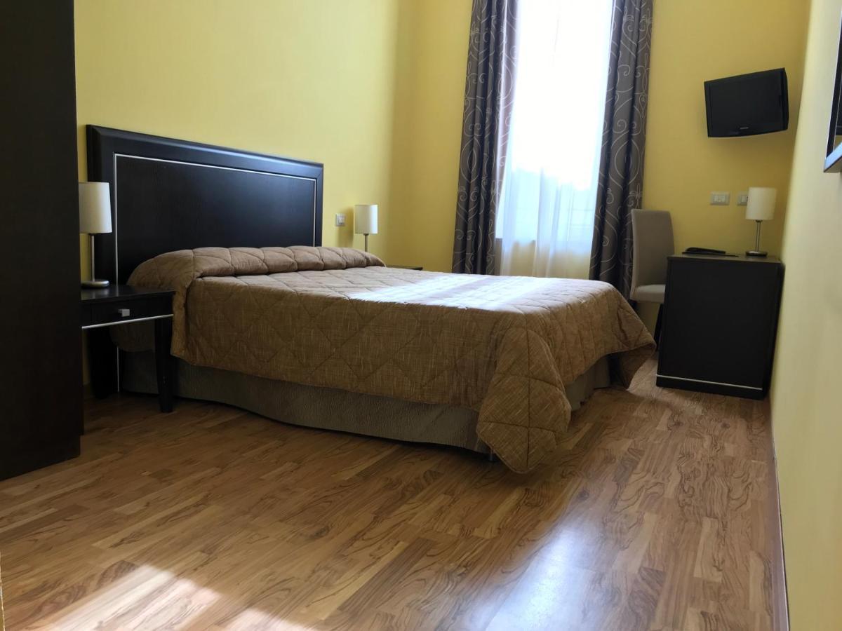 Hotel Villa Cinzia Villanova Mondovì Eksteriør billede