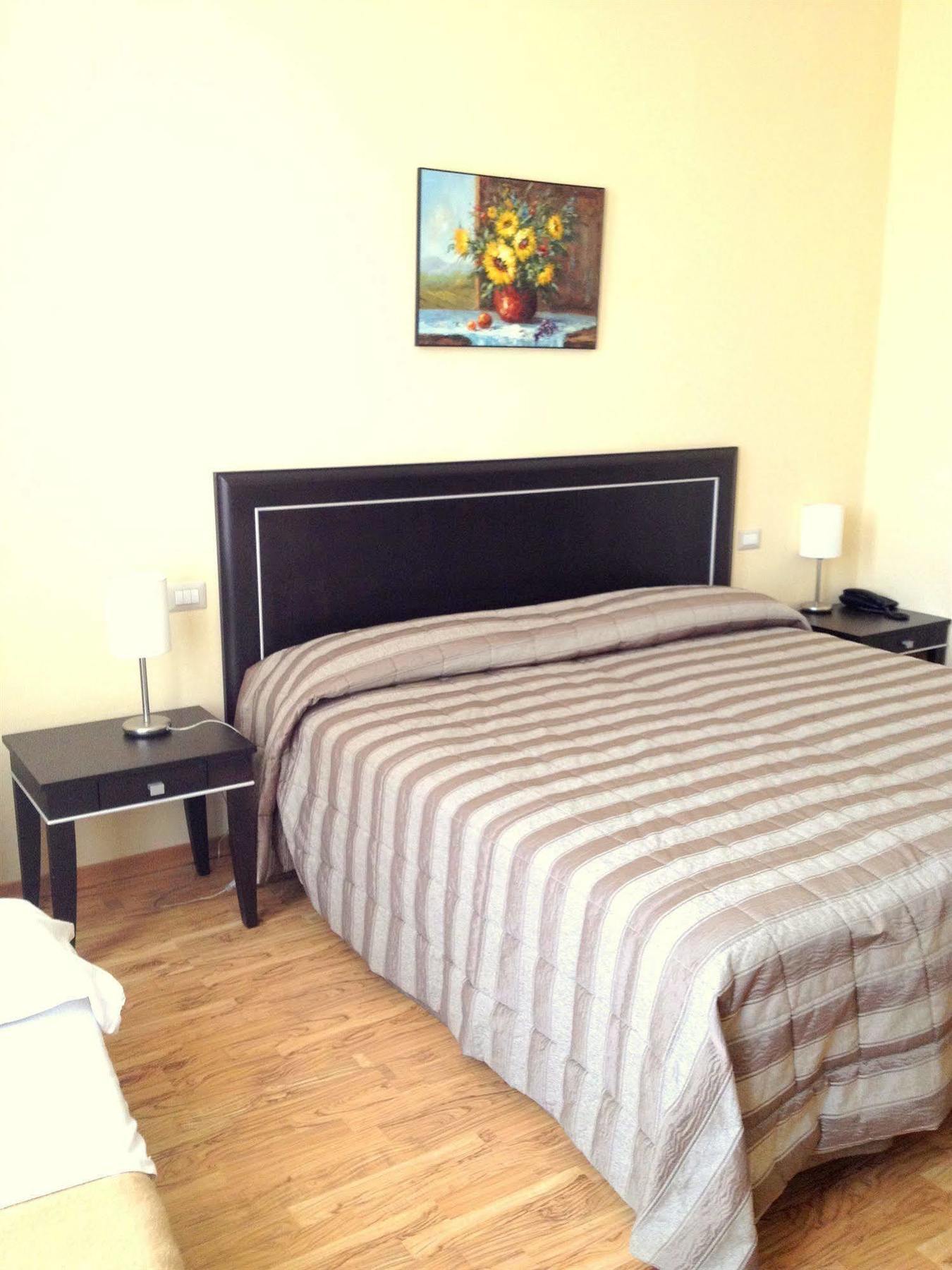 Hotel Villa Cinzia Villanova Mondovì Eksteriør billede