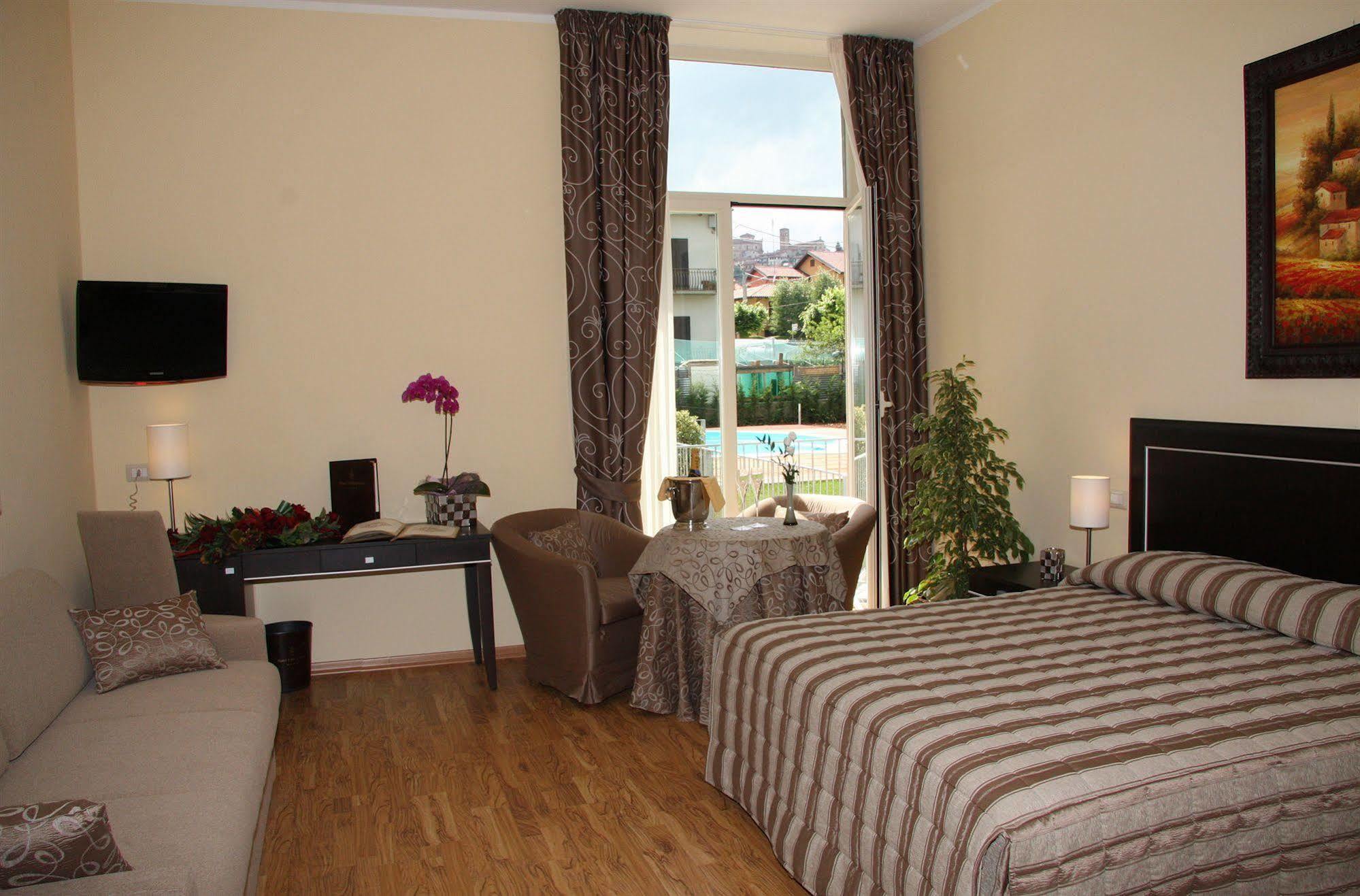 Hotel Villa Cinzia Villanova Mondovì Eksteriør billede